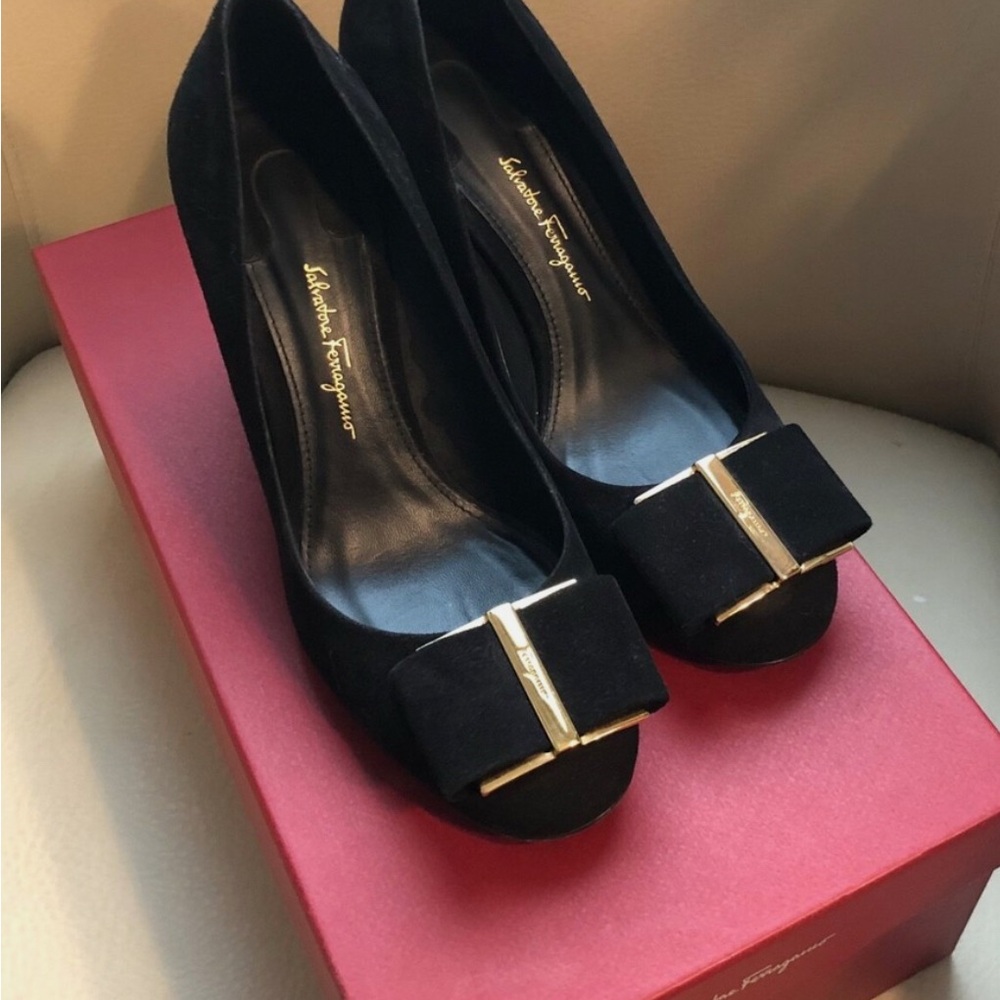 Salvatore Ferragamo Black Heels with Gold Accent